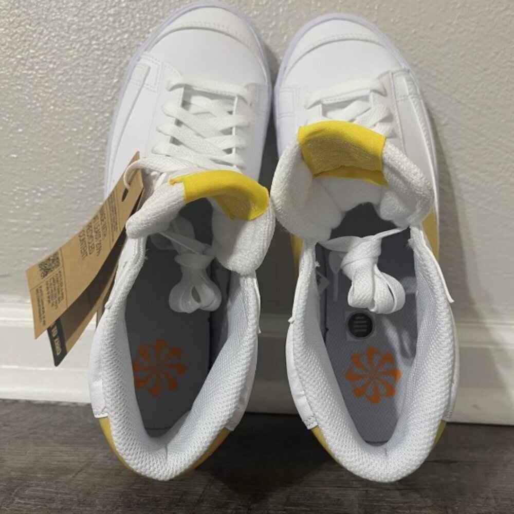 NIKE BLAZER MID NN GS KWE 77 WHITE YELLOW Shoe Size 7Y/Women 8.5 FJ4670-100​​​ - Picture 8 of 11